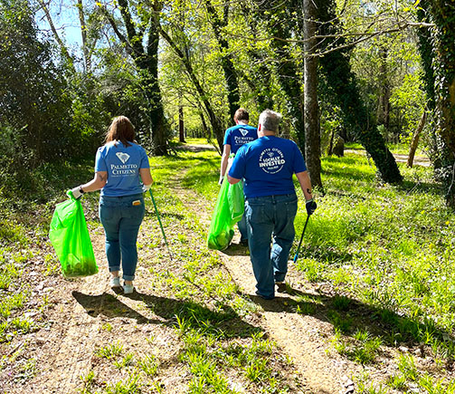 Staff Volunteers at Congaree River
